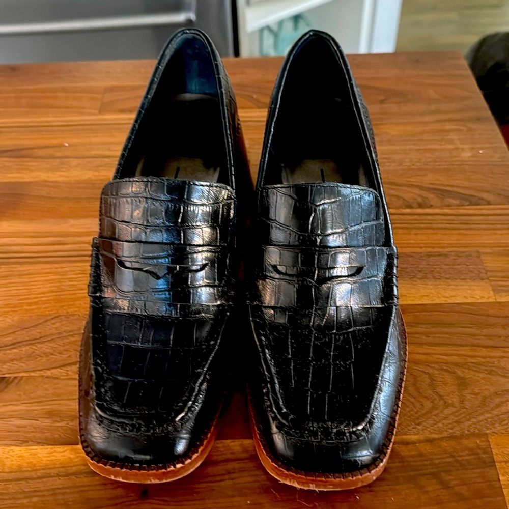 Dolce Vita platform penny loafers!